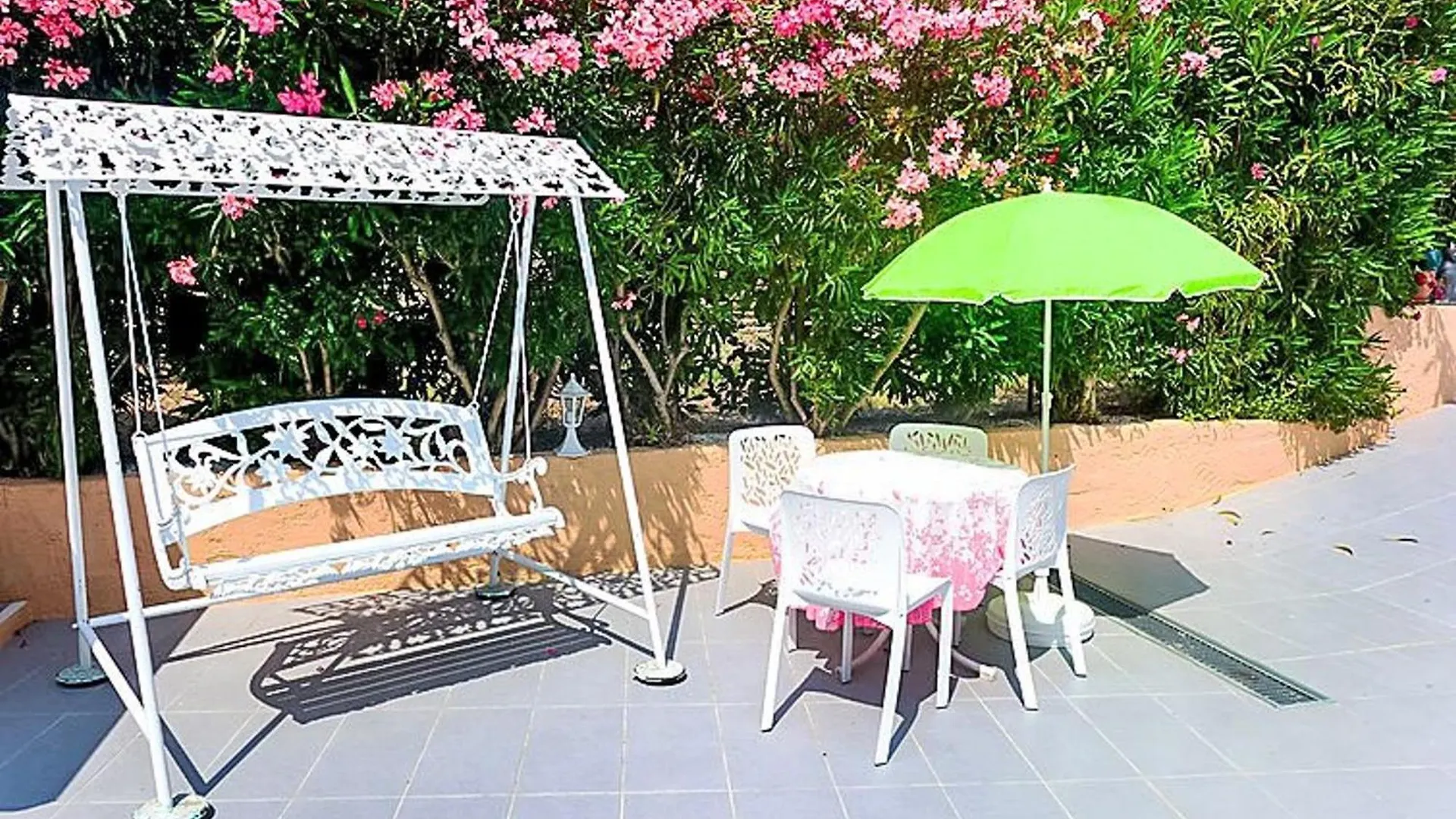 Villa 5 Pieces Avec Piscine Privee Pres De La Plage Au Lavandou - Fr-1-251-852 Le Lavandou 0*,  France